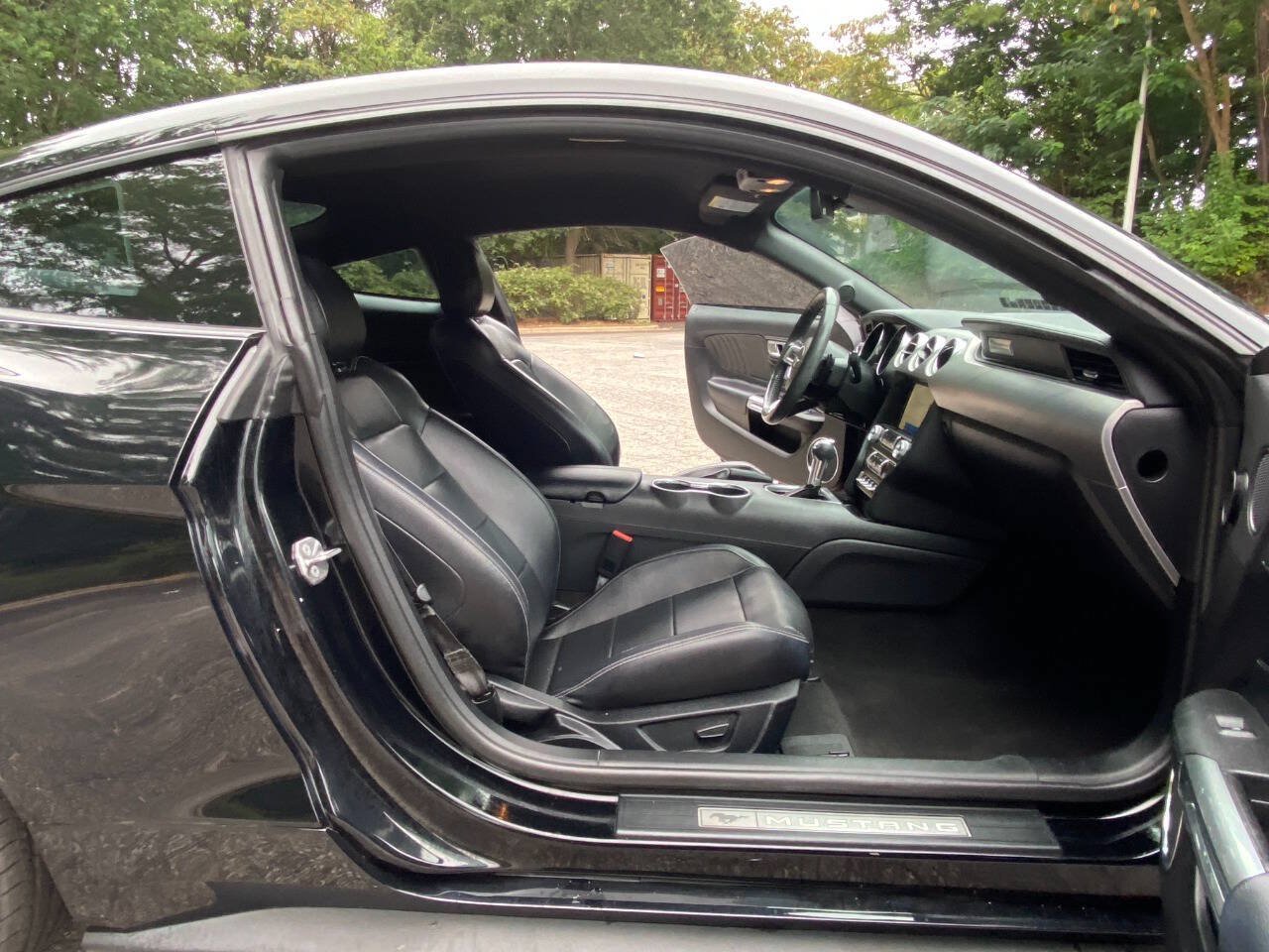Used 2021 Ford Mustang Premium RWD image 43