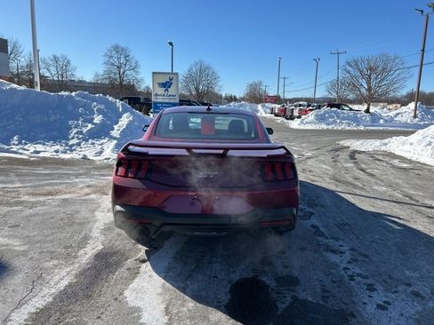 Used 2025 Ford Mustang GT Premium w/ GT Performance Package image 6