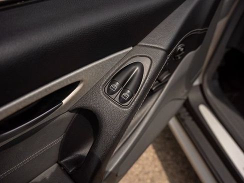 Used 2003 Mercedes-Benz SL 55 AMG image 13