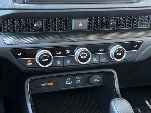 Certified 2024 Honda CR-V EX image 25
