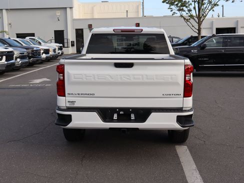 Used 2026 Chevrolet Silverado 1500 Custom AWD/4WD image 9