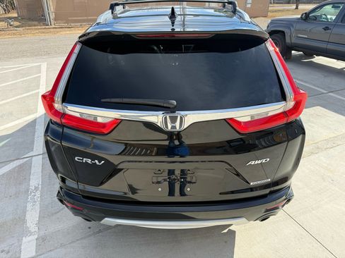 Used 2018 Honda CR-V Touring image 9