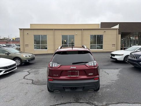 Used 2019 Jeep Cherokee Latitude Plus w/ Cold Weather Group image 6
