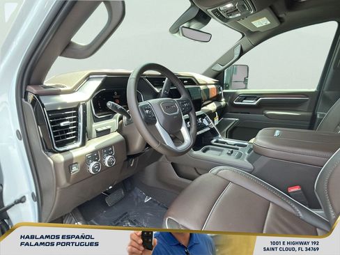 New 2026 GMC Sierra 2500 Denali w/ Denali Reserve Package AWD/4WD image 13