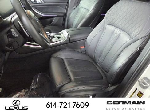 Used 2021 BMW X5 M50i w/ Executive Package image 18