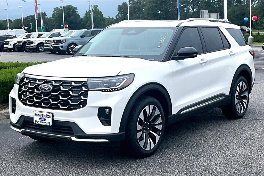 New 2026 Ford Explorer Platinum w/ LUX Leather Package AWD/4WD image 2