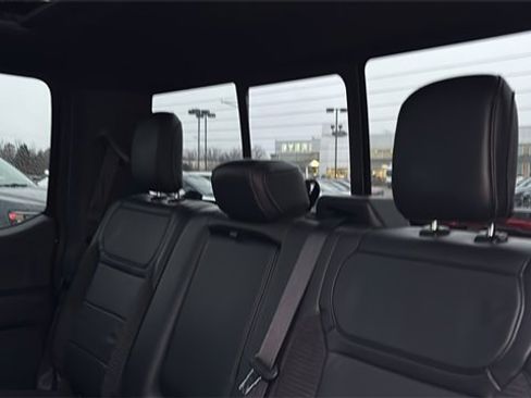 Used 2023 Ford F150 Raptor w/ Raptor Carbon Fiber Package image 29