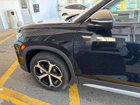 New 2026 Volkswagen Tiguan SE AWD/4WD image 25