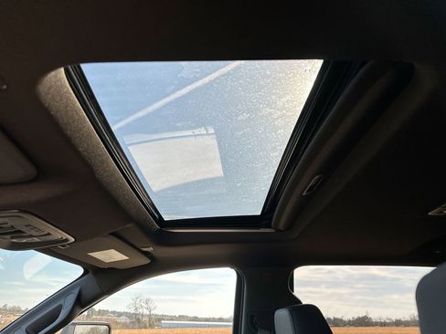 Used 2022 GMC Sierra 2500 Denali w/ Denali Ultimate Package image 22