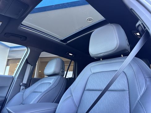 New 2026 Chevrolet Equinox LT FWD image 24