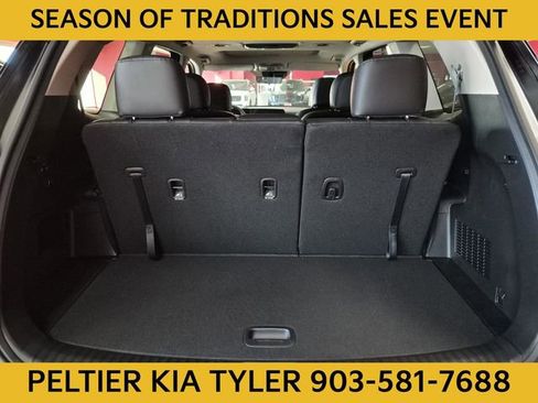 New 2025 Kia Telluride S image 8