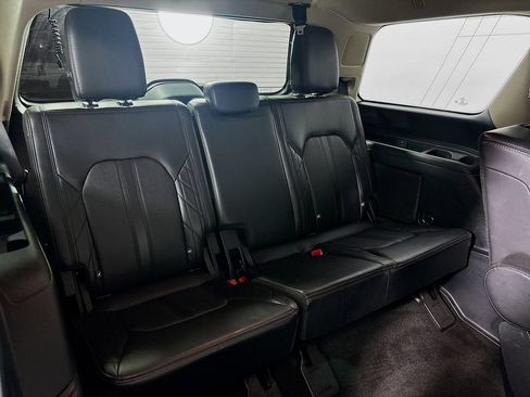 Used 2020 Ford Expedition Platinum AWD/4WD image 29