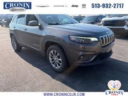 Used 2020 Jeep Cherokee Latitude Plus w/ Comfort/Convenience Group
