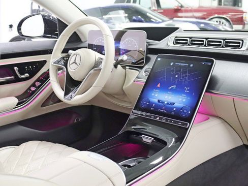 Used 2022 Mercedes-Benz S 580 4MATIC Sedan image 33