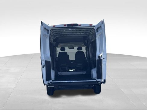 Used 2023 RAM ProMaster 2500 FWD image 16
