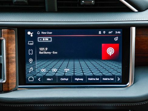 Used 2024 GMC Yukon Denali Ultimate image 13