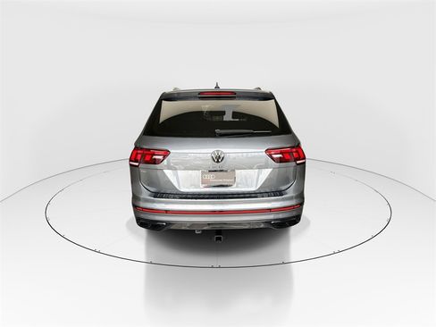 Used 2022 Volkswagen Tiguan SE R-Line image 7