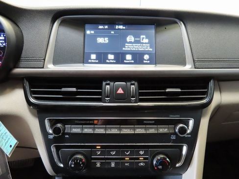 Used 2018 Kia Optima LX w/ 17" Alloy Wheels Package image 21