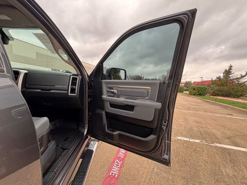 Used 2016 RAM 1500 Lone Star image 16