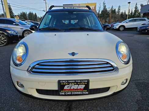 Used 2009 MINI Cooper Clubman Hardtop image 2