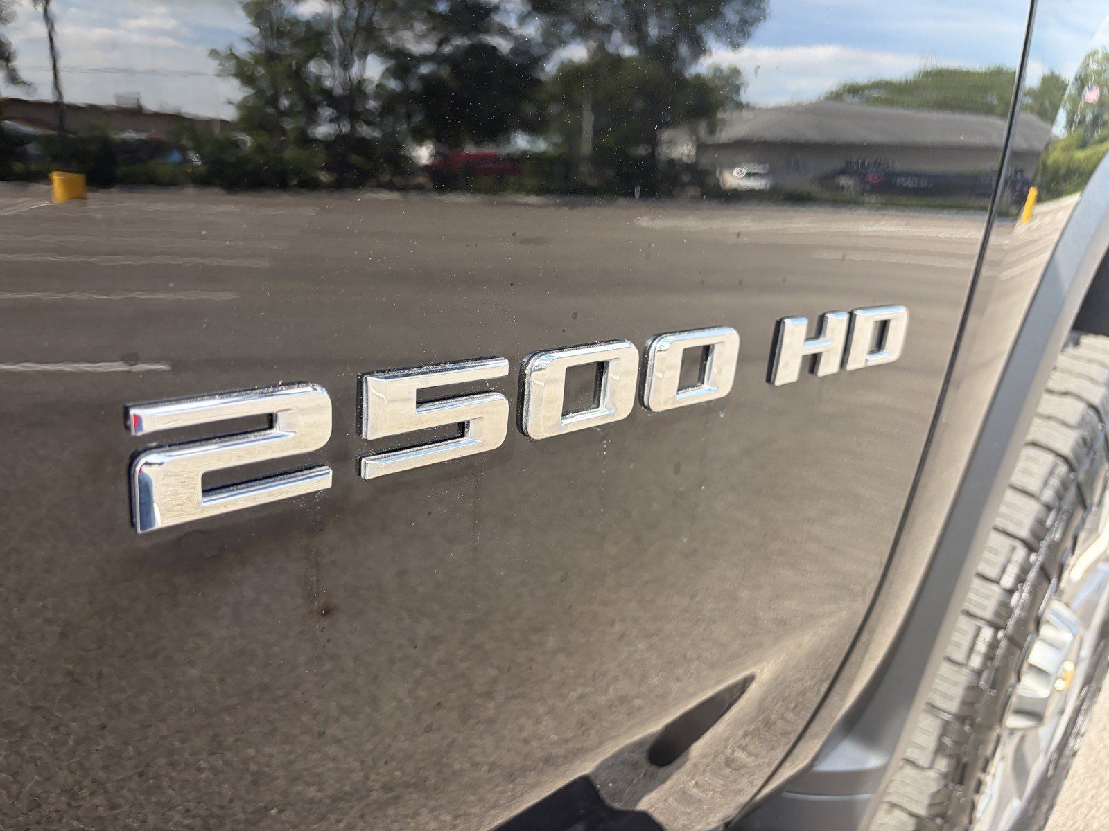 Used 2024 Chevrolet Silverado 2500 Custom w/ Custom Value Package AWD/4WD image 39