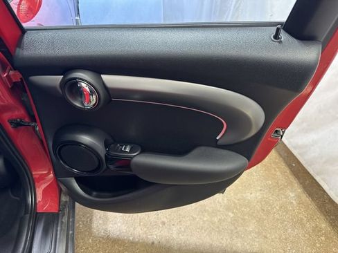 Used 2024 MINI Cooper S FWD image 25
