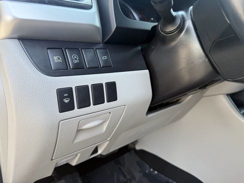Used 2018 Toyota Highlander XLE image 21