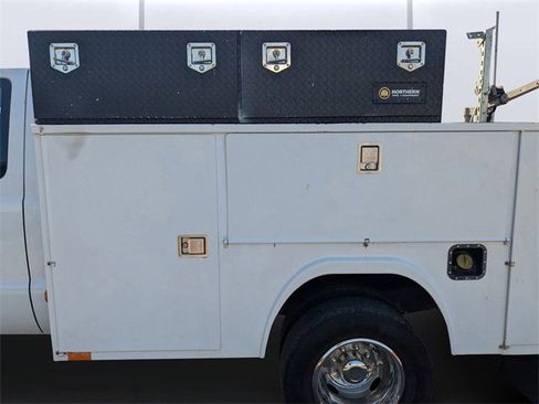 Used 2015 Ford F350 XL w/ Power Equipment Group image 15