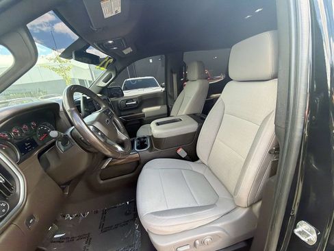 Used 2021 Chevrolet Silverado 1500 LT Trail Boss w/ Convenience Package II AWD/4WD image 11