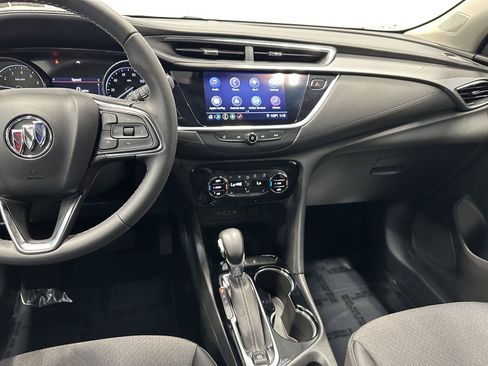 Used 2022 Buick Encore GX Select w/ Sport Touring Package FWD image 22