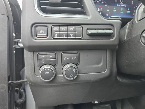 Used 2023 Chevrolet Tahoe High Country image 20