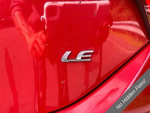 Used 2014 Toyota Corolla LE FWD image 8