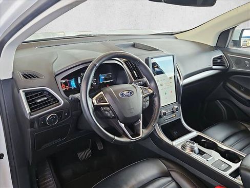 Used 2024 Ford Edge SEL AWD/4WD image 10