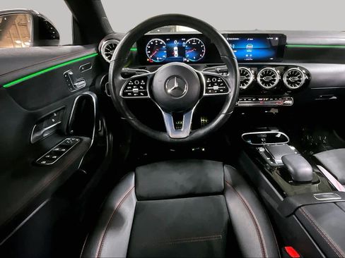 Used 2023 Mercedes-Benz CLA 250 4MATIC image 6