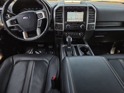 Used 2019 Ford F150 Platinum w/ Equipment Group 701A Luxury AWD/4WD image 8