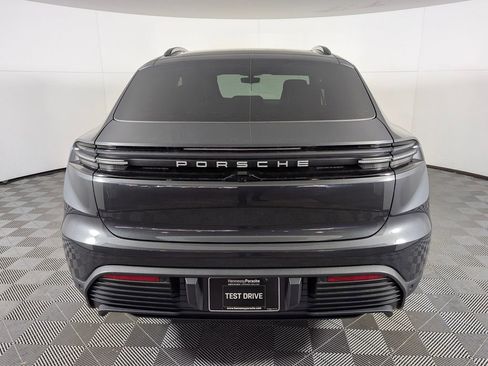 New 2025 Porsche Macan 4S Electric image 6