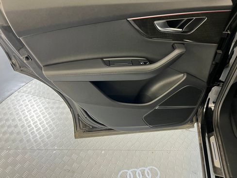 Used 2023 Audi Q7 3.0T Prestige w/ Prestige Package image 32