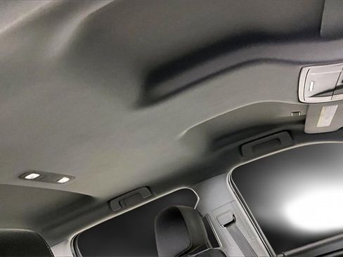 Used 2017 GMC Sierra 1500 SLE image 28