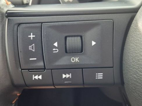 Used 2024 Nissan Pathfinder Rock Creek AWD/4WD image 16