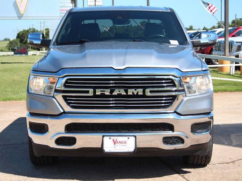 Used 2024 RAM 1500 Laramie AWD/4WD image 3