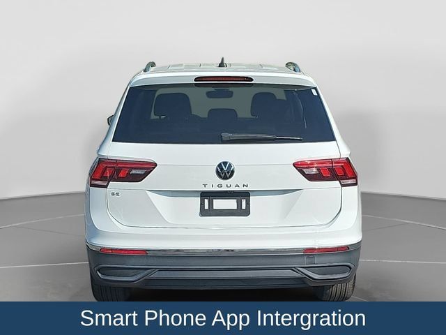 Used 2024 Volkswagen Tiguan SE FWD image 7