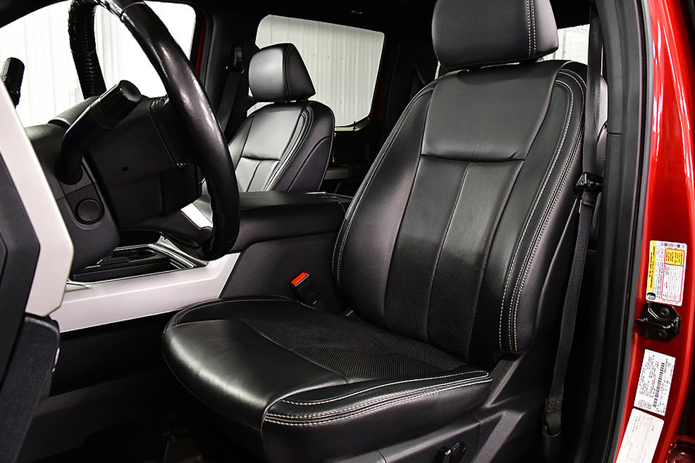 Used 2022 Ford F250 Lariat w/ Black Appearance Package AWD/4WD image 29