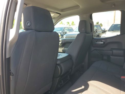 Used 2021 Chevrolet Silverado 1500 Custom image 13