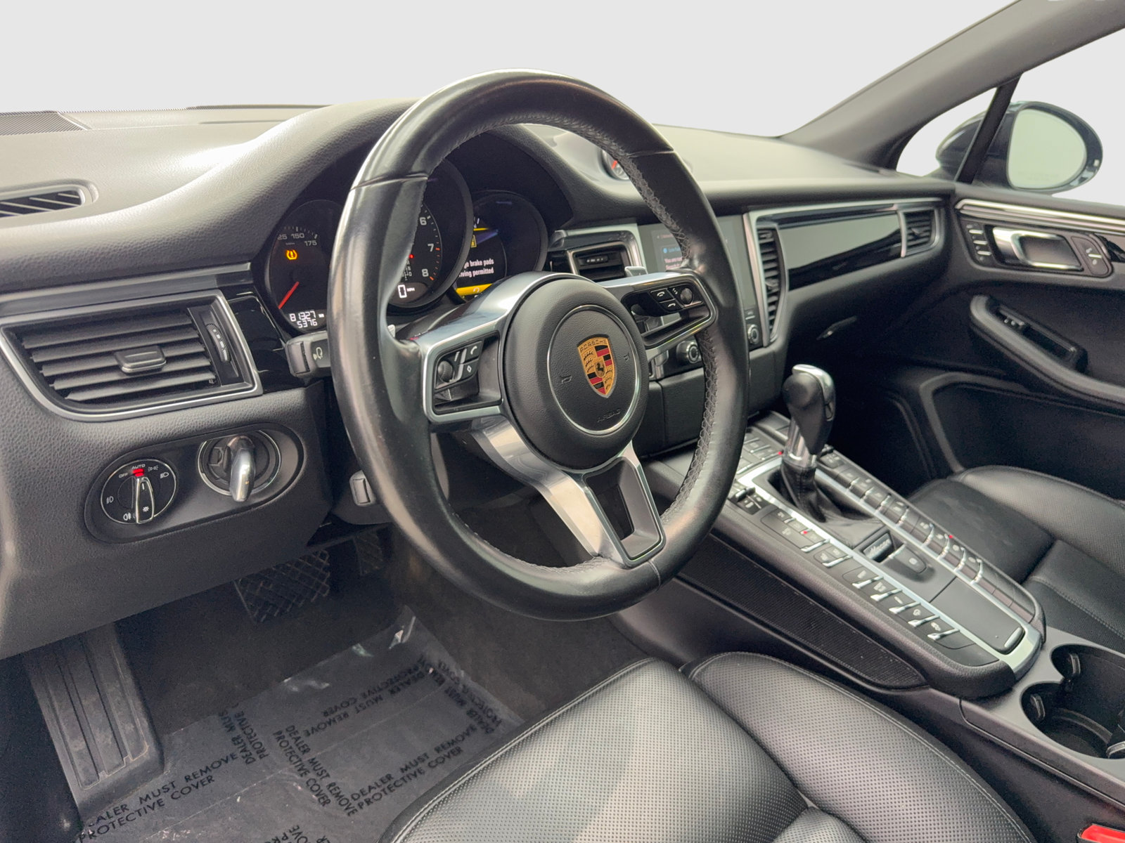 Used 2018 Porsche Macan Sport Edition AWD/4WD image 18