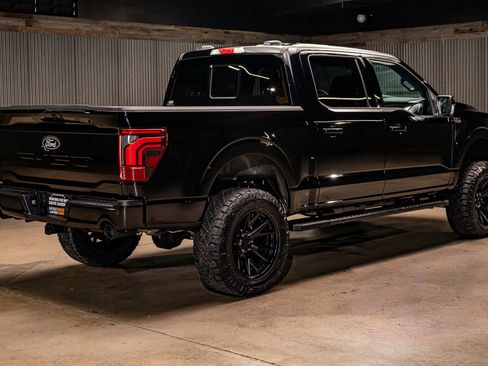 Used 2025 Ford F150 Lariat w/ Equipment Group 502A High image 10