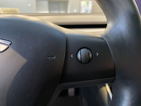 Used 2018 Tesla Model 3 Long Range image 20