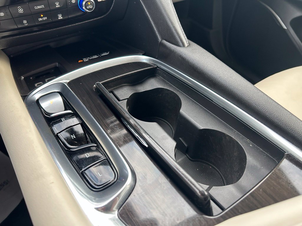 Used 2024 Buick Enclave Essence w/ LPO, Floor Liner Package FWD image 27