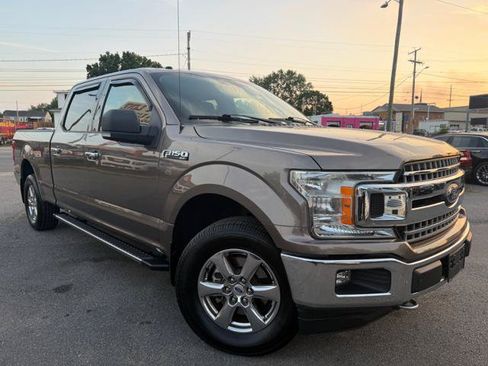 Used 2018 Ford F150 XLT w/ Equipment Group 302A Luxury AWD/4WD image 2