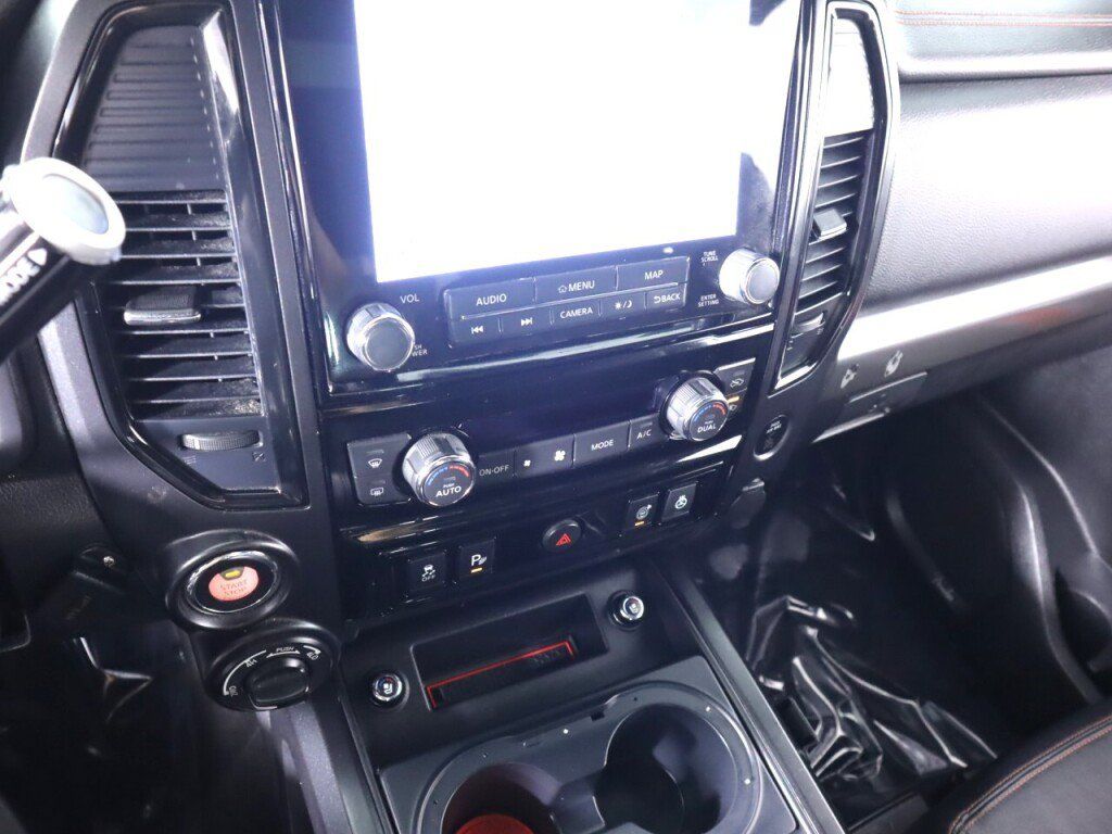 Used 2022 Nissan Titan PRO-4X w/ Pro-4x Convenience Package AWD/4WD image 18