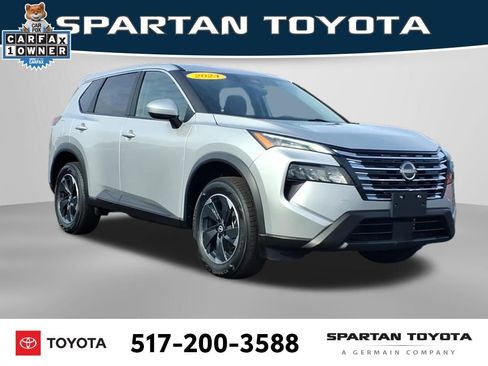 Used 2024 Nissan Rogue SV image 5